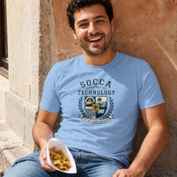 Un niçois avec un t-shirt Socca Institute of Technology